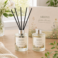 Coffret cadeau de parfums d'ambiance de luxe Arovi-OEM, bougie en cire de soja, diffuseur à bâtonnets, cire fondante, 3 en 1, collection de senteurs florales, emballage personnalisé