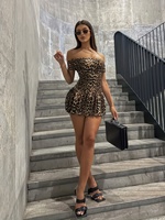 Robe Mini Léopard Moulante à Volants et Épaules Dénudées pour Soirées en Club – Nouvelle Collection Tendance pour Femmes