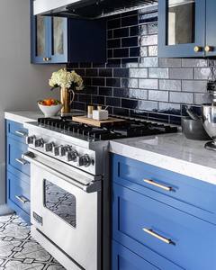 In Legno massello di Legno Compensato Shaker Stile Nuovo <span class=keywords><strong>armadio</strong></span> da cucina disegni e <span class=keywords><strong>Armadio</strong></span> Importati dalla Cina Fabbricazione - Product Image 2