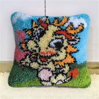 Animal Cartoon Handmade Eco-Friendly Yarn Latch Hook Pillowcase Kit for Adults & Children Beginner Friendly Home Hotel Decor