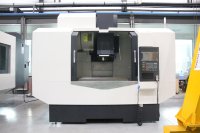 Centre d'usinage CNC de type robuste à très haute précision adoptant une fraiseuse CNC automatique de moulage de matériaux minéraux