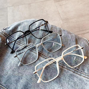 Montures de lunettes anti-lumière bleue pour femmes Qianai, monture rectangulaire complète, verres en acrylique, design irrégulier T5 20101, origine Taizhou - Product Image 1