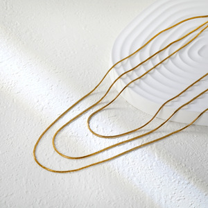 สร้อยคอโซ่กระดูกงูสามชั้นโลหะผสมสังกะสีสไตล์มินิมอลเครื่องประดับสตรีของขวัญสร้อยคอแฟชั่น - Product Image 1