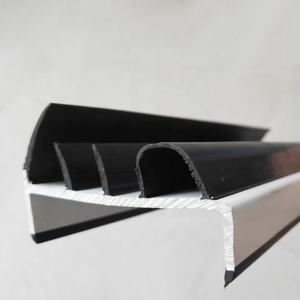 <span class=keywords><strong>Joint</strong></span> d'étanchéité <span class=keywords><strong>de</strong></span> <span class=keywords><strong>porte</strong></span> <span class=keywords><strong>de</strong></span> hayon <span class=keywords><strong>pour</strong></span> remorque, <span class=keywords><strong>joint</strong></span> d'étanchéité <span class=keywords><strong>de</strong></span> semi-remorque <span class=keywords><strong>pour</strong></span> <span class=keywords><strong>fourgon</strong></span>, bande d'étanchéité en caoutchouc <span class=keywords><strong>pour</strong></span> <span class=keywords><strong>porte</strong></span> <span class=keywords><strong>de</strong></span> camion - Product Image 2