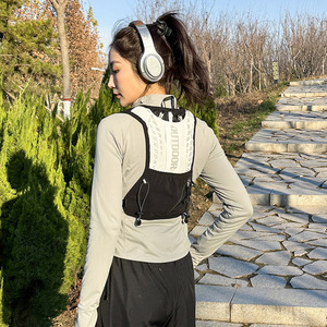 Sac à dos d'hydratation Corcyra 5L pour course à pied et cyclisme en extérieur, gilet d'hydratation avec poche à eau - Product Image 2