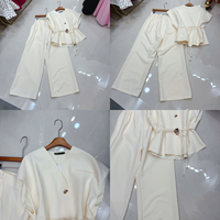 J2512 Butik Pakaian Wanita Berkualitas Mewah, Street Wear Atasan Tanpa Lengan V-Neck dan Celana Kaki Lebar Set 2 Potong untuk Wanita