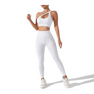 Conjunto Deportivo Seamless para Mujer al por Mayor: Sujetador Deportivo de Un Hombro y Leggings de Alta Elasticidad para Entrenamiento y Fitness - Product Image 1