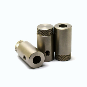 Piezas CNC de alta precisión, componentes moleteados de acero inoxidable mecanizados con torneado CNC mecánico para un posicionamiento preciso - Product Image 5
