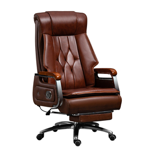 Sedia da Ufficio Direzionale Girevole in Pelle Premium con Schienale Alto, Reclinabile, Massaggiante ed Ergonomica con Rotelle per Uso Direzionale - Product Image 1