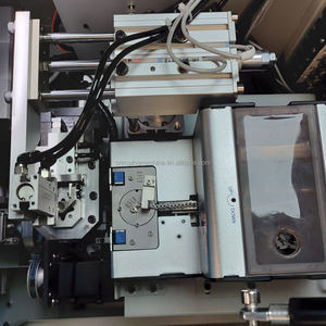 Máquina Semiautomática para Pelar y Crimpar Cables para Terminales Aislados de Anillo y Tipo U, Fácil Operación - Product Image 4