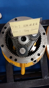 Boîte de vitesses d'orientation EC460 VOE14541030 & Couronne d'orientation SA7118-30130/VOE14528622/VOE14521444 Compatible avec l'excavatrice Volvo EC460 - Product Image 4