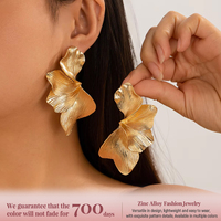 Nouvelles Boucles d'Oreilles Tendance 2026 en Alliage de Zinc Plaqué Or, Forme Fleur, Bijou Accessoire de Mode pour Femme