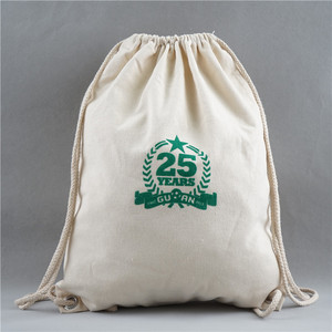 Sac en toile pliable écologique avec cordon de serrage et logo personnalisé, sacs cadeaux à cordon noir - Product Image 6