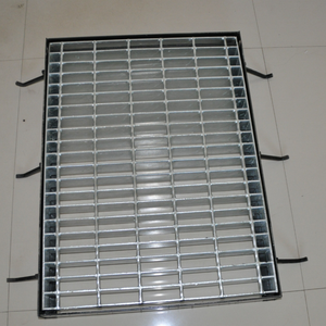 <span class=keywords><strong>Grille</strong></span> de protection de gouttière en acier inoxydable robuste sur mesure, design traditionnel, anti-corrosion, durable pour allées extérieures et trottoirs - Product Image 3
