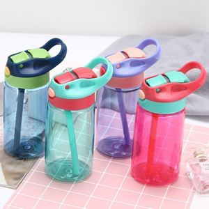 Botella de agua de plástico con asa para bebé, portátil, deportiva, con pajita y asa de agarre, personalizada al por mayor para niños - Product Image 3