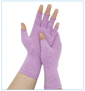Gants de conduite demi-doigts respirants et fins, anti-UV, élastiques, pour la protection solaire (vente en gros) - Product Image 2