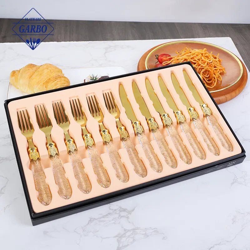 Jieyang Factory Direct 12PCs oro Juego de cubiertos de acero inoxidable Cuchara de metal Tenedor y cuchillo Juego de cubiertos con mango de plástico