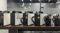 Machine de nettoyage laser à fibres pulsées 50W 100W, équipement de nettoyage de vitres, de sacs à dos, de maison