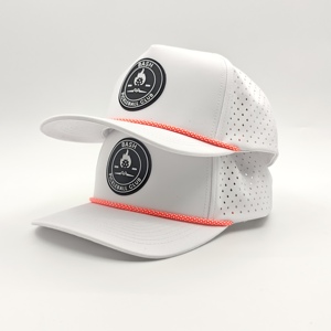 Casquette de golf 5 panneaux unie imperméable de designer, logo en silicone personnalisé, faible MOQ, OEM, patch en caoutchouc 3D perforé au laser, pièce technique moderne - Product Image 2