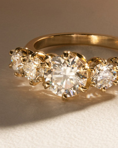 Bague en or massif sertie de diamants de laboratoire ronds brillants de qualité supérieure pour femme, cadeau d'anniversaire, bijou raffiné pour mariage et fête - Product Image 4