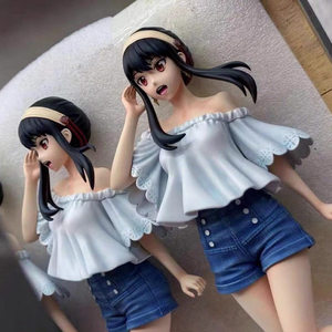 Vente en gros 30cm <span class=keywords><strong>SPY</strong></span> FAMILY figurines d'anime pour filles blanches Yor Forger figurine en PVC jouets - Product Image 2