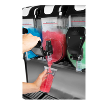 Bokni Commercial Daiquiri Slush Margarita Slushie Machine Granita Ice Frozen Drink Slush Machine avec 3 réservoirs