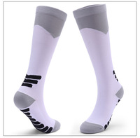 Chaussettes de compression pour marathon cycliste en extérieur, en nylon tricoté épaissi, à forte compression, unisexe, longues, élastiques, amincissantes pour les jambes, ODM