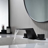Keran Kamar Mandi Angled Tower Waterfall Matte Black 3 Lubang Pegangan Kubus Ganda Model Widespread Deck Mount Basin Faucet
