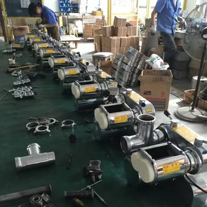 GW Nueva Picadora y Rebanadora Automática de Acero Inoxidable de Doble Uso Comercial/Moledora de Carne para Salchichas con Capacidad de 120 kg/h - Product Image 3