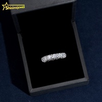 Bague d'éternité en gros diamant à réglage latéral Bijoux Hip Hop Bague entièrement en argent 925 Bague ronde en diamant Moissanite pour hommes