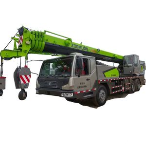 Grúa sobre Camión Usada Zoomlion de 30 Toneladas, Todoterreno, Hidráulica, para Construcción, con Motor Weichai, Caja de Cambios, Bomba y Motor de Engranajes - Product Image 1