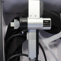Precio bajo 200W 100W Maleta Mini Limpiador de tipo portátil Máquina de limpieza láser para eliminación de óxido