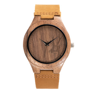 Reloj de Madera Natural Clásico de Lujo con Motivo de Cabeza de Alce, Reloj de Madera para Hombre - Product Image 5