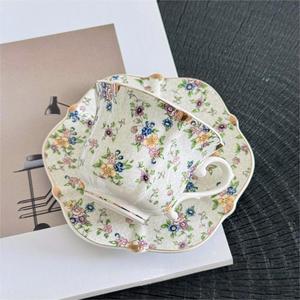Ensemble tasse et soucoupe à café floral en céramique française, style luxe léger, pour thé de l'après-midi, vaisselle vintage européenne exquise - Product Image 1