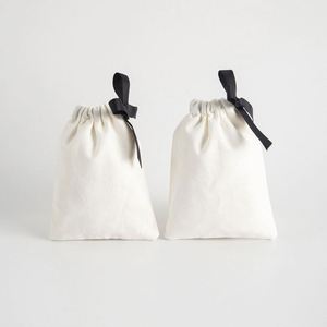 Factory Direct Supply Cotton Flannel <b>Jewelry</b> Storage Bag with Drawstring Closure Multi-Size Options Fashion Style <b>Packaging</b> - Product Image 4
