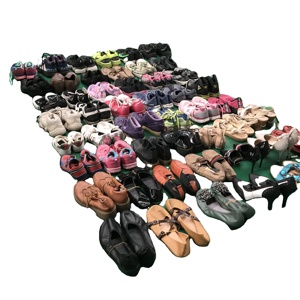 Zapatos Usados Baratos de Fábrica en Fardos por Saco de 25 kg - Product Image 1