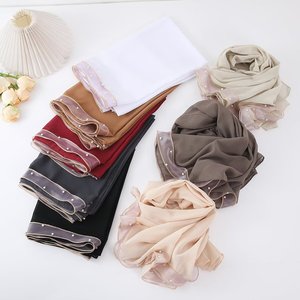 Nouveau foulard en mousseline de soie de haute qualité de Malaisie, bord en dentelle de mousseline de soie perlée, couleur unie douce, foulard en mousseline de soie avec perles cousues pour les musulmanes - Product Image 3