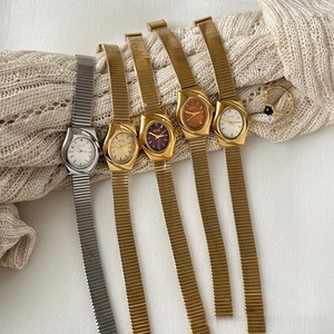 Reloj Analógico de Cuarzo Clásico Retro de Lujo para Mujer, Caja de Aleación de Acero Inoxidable de 30 mm, Correa Ovalada de 16 mm, Resistente al Agua 3BAR, a la Moda - Product Image 5