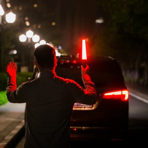 Đèn pin chiến thuật đa năng ngoài trời công suất cao thiết kế mới <span class=keywords><strong>1600</strong></span> <span class=keywords><strong>lumen</strong></span> tích hợp còi báo động tự vệ - Product Image 3