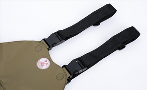 Combinaison <span class=keywords><strong>de</strong></span> <span class=keywords><strong>pluie</strong></span> <span class=keywords><strong>de</strong></span> pêche en PVC respirant <span class=keywords><strong>de</strong></span> 0.4mm d'épaisseur en usine <span class=keywords><strong>pour</strong></span> matériau EVA <span class=keywords><strong>pour</strong></span> une personne avec sangles <span class=keywords><strong>pour</strong></span> pêcheurs d'équipage - Product Image 5