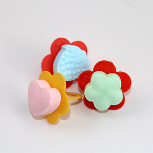 Bracelet de bonbons en forme de cœur, flocon de neige, Père Noël et sapin de Noël, saveur fruitée, pour enfants, idéal pour les collations et Noël - Vente en gros - Product Image 6