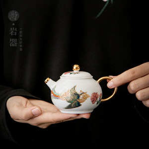 Théière en porcelaine blanche Shangyan Dehua, motif Phénix, forme Xishi, avec couvercle, théière à main - Product Image 1
