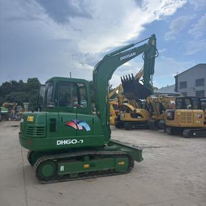 รถขุดตีนตะขาบ Doosan DH60-7 สีเขียว รถขุดไฮดรอลิกขนาดเล็ก อุปกรณ์ก่อสร้าง - Product Image 3