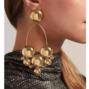 Kaimei Nuovo stile Barocco a sfera in metallo geometria di modo selvaggio temperamento esagerato lungo oro geometrica ciondola gli orecchini