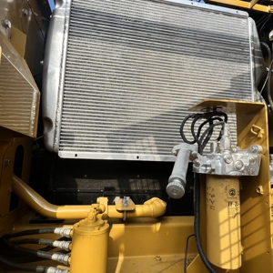 รถขุดขนาดใหญ่ CAT329D2L ของญี่ปุ่น น้ำหนัก 29 ตัน สภาพ 90% รถขุดตีนตะขาบ CAT329d2l มือสอง เครื่องจักรก่อสร้าง - Product Image 4