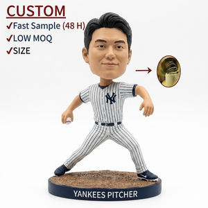 Statuetta Personalizzata di Giocatore di Baseball in Resina Dipinta a Mano, Figurina Sportiva Personalizzabile di Atleta Top Rated - Product Image 1