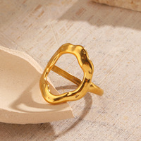 Europäischer und Amerikanischer Mode-Ring aus Edelstahl mit Einfachem und Unregelmäßigem Geometrischem Ellipsen-Design, 18K Vergoldet, Titanstahl