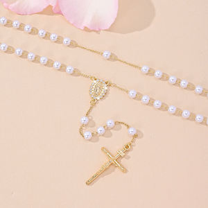 Collares de Rosario con Cuentas de Perlas Católicas, Collares con Colgante de la Virgen de Guadalupe Chapados en Oro, Collares Religiosos - Product Image 3
