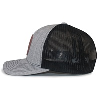 Casquette de baseball en cuir avec patch de marque et dos en maille incurvée - pour hommes et femmes