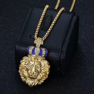 Hop Hop Silber Vergoldeter Löwen-Anhänger mit Tiefblauer Krone und Zirkonia Edelstahl-Halskette für Herren Königlicher Schmuck - Product Image 2